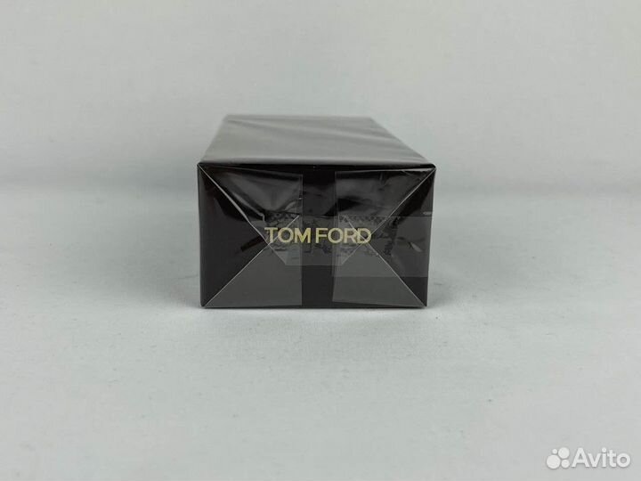 Мужской аромат TOM ford tobacco vanille