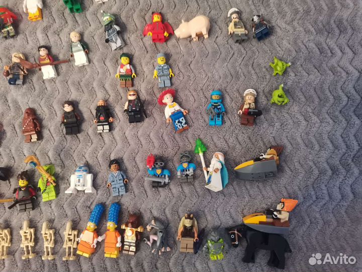 Разные минифигурки лего (есть редкие фигурки )