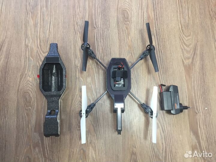 Квадрокоптер Parrot AR.Drone 2.0 Elite Edition