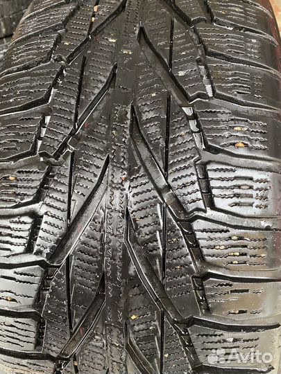 Nokian Tyres Hakkapeliitta R2 SUV 235/60 R17 106R