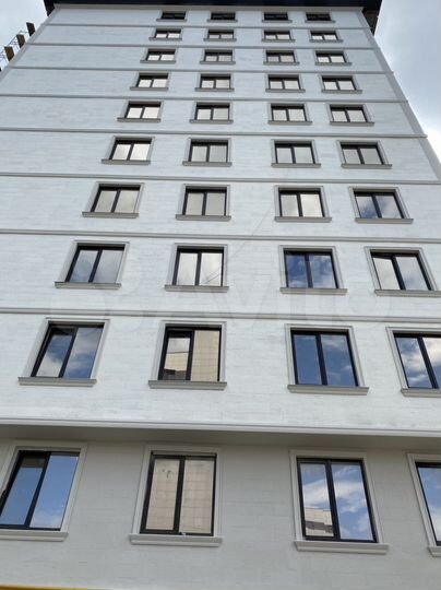 1-к. квартира, 52 м², 2/12 эт.