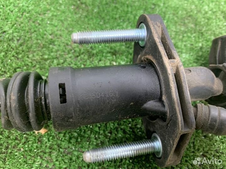 Главный цилиндр сцепления Opel Vectra седан Z18XE