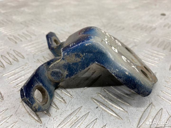 Б/У петля двери передний левый Hyundai Elantra XD