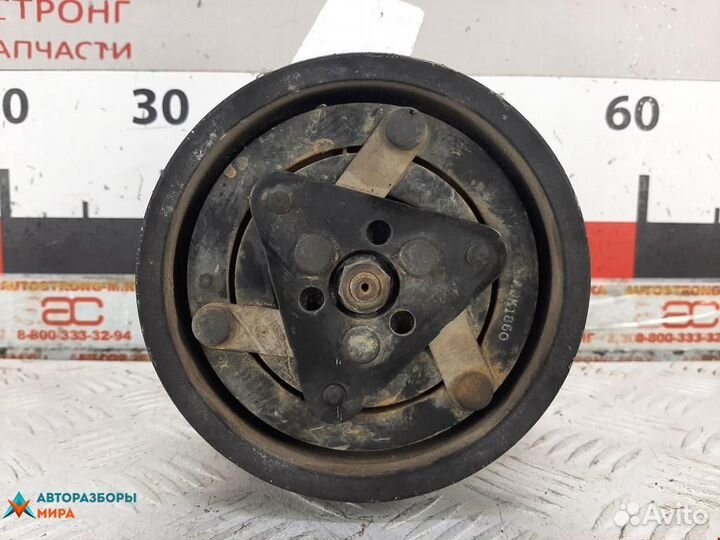 Компрессор кондиционера Renault Modus 2005