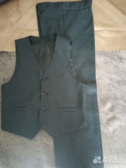 Школьный костюм р.128-134