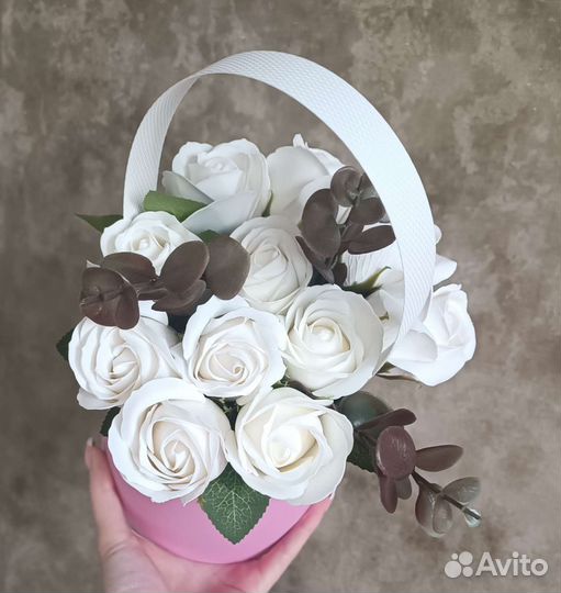 Композиция из мыльных цветов