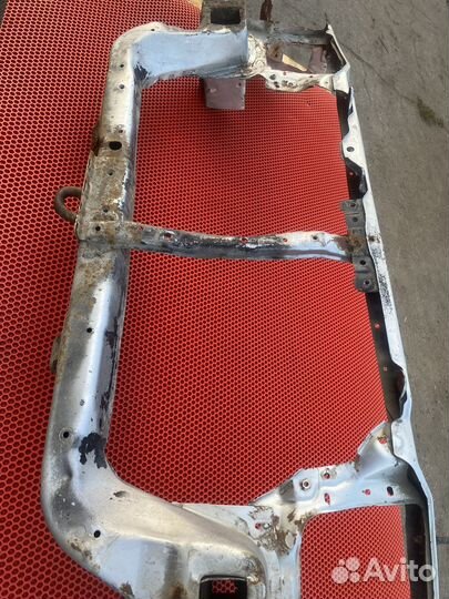 Телевизор Mitsubishi Carisma