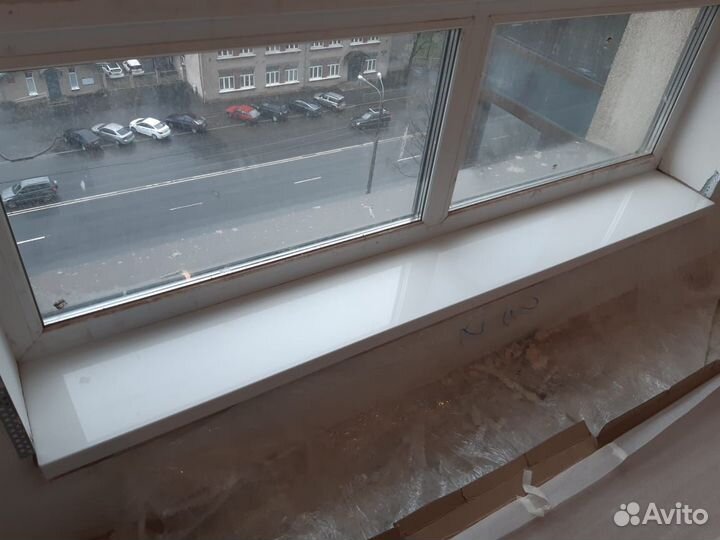 Рабочая зона у окна