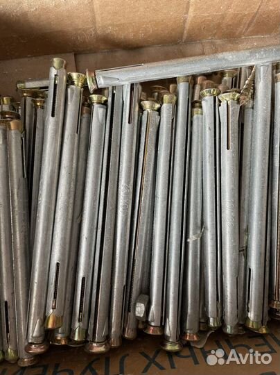 Анкер дюбель