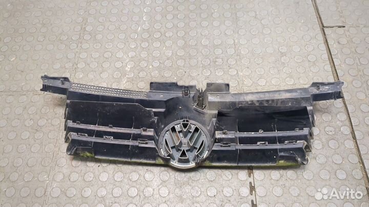 Решетка радиатора Volkswagen Bora, 1999