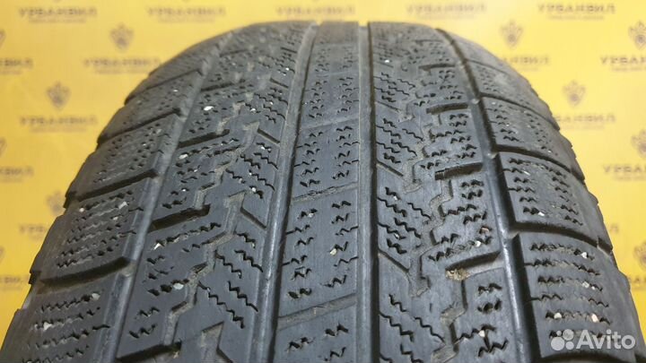 Roadstone Winguard WinSpike 205/60 R16 92T