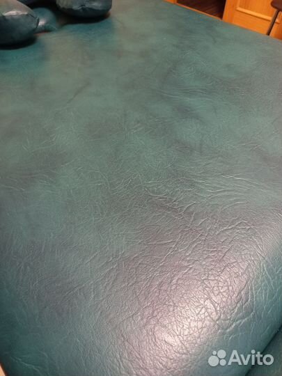 Кушетка для массажа с вырезом