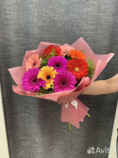 Яркие букеты на 1 сентября