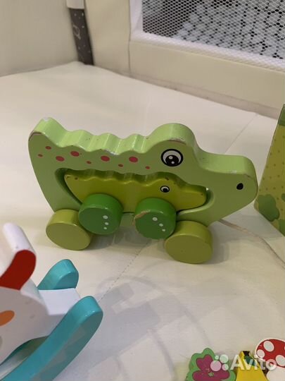 Развивающие игрушки пакетом