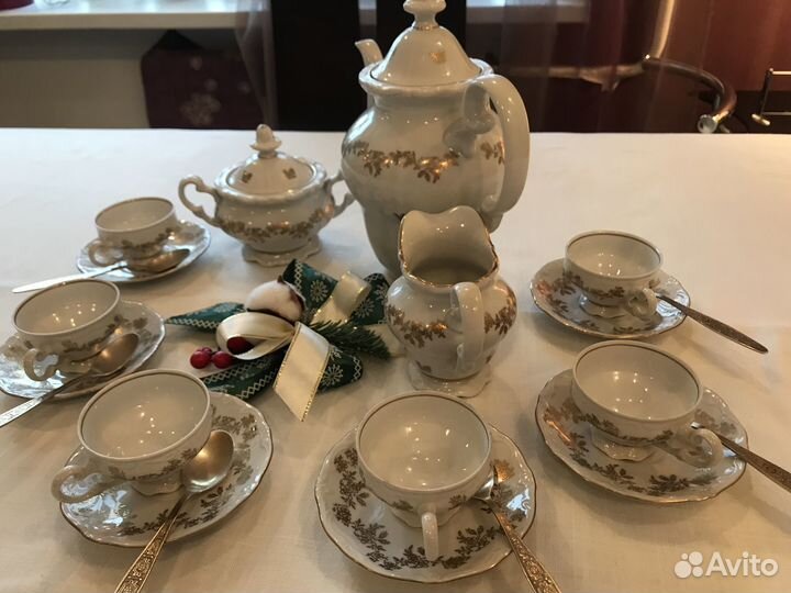 Фарфоровый сервиз