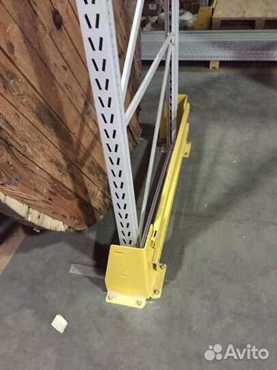 Складские фронтальные стеллажи