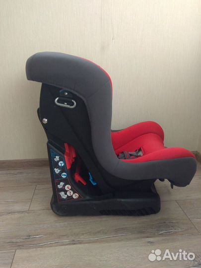 Автокресло Chicco 0-18кг