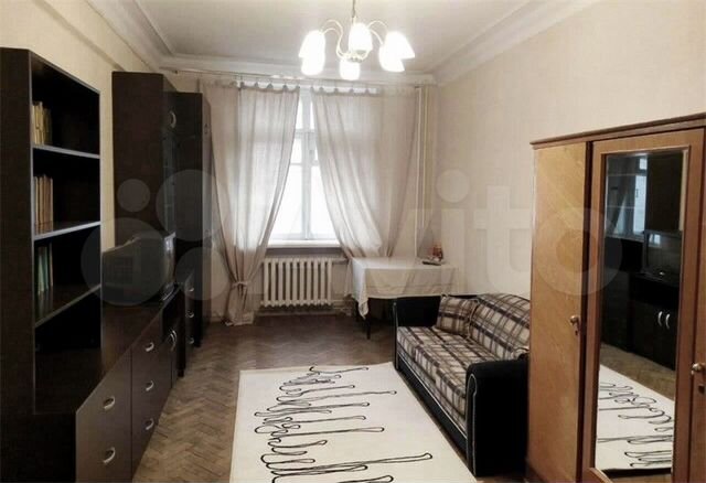 Комната 22 м² в 3-к., 4/6 эт.