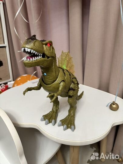 Динозавры игрушки