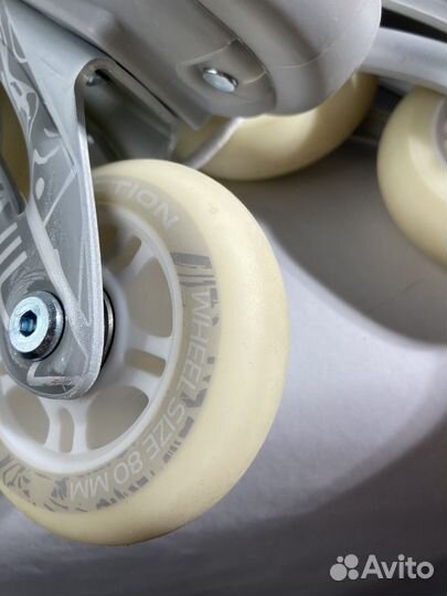 Роликовые коньки женские Reaction R300