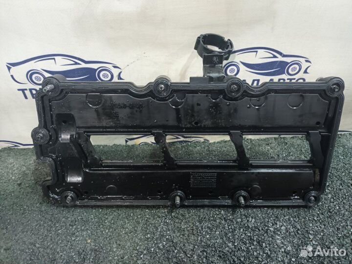 Клапанная крышка Touareg