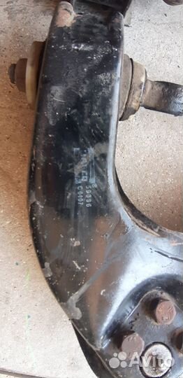 Рычаг передней подвески Хундай Н200