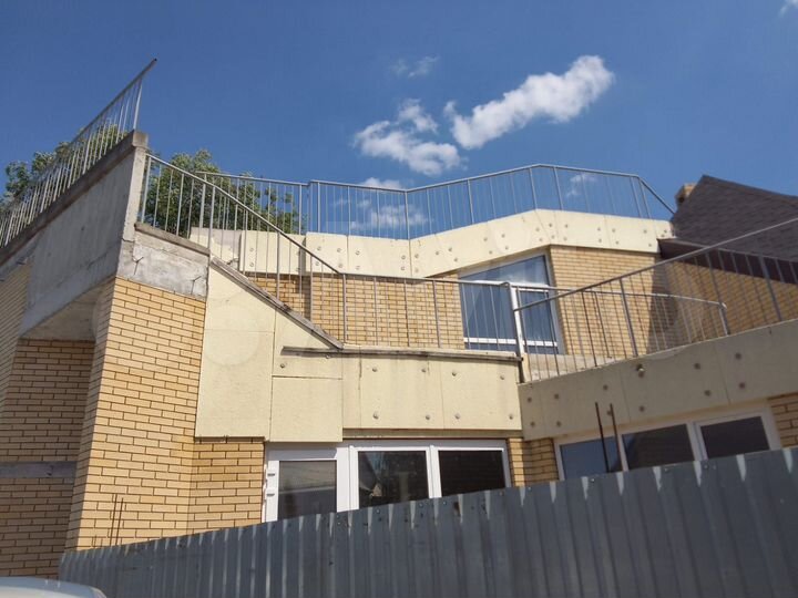 Дом 316 м² на участке 5,7 сот.