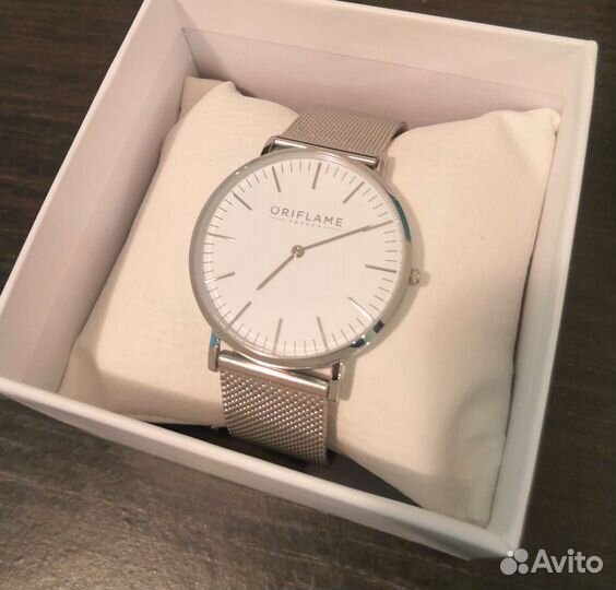 Часы наручные Oriflame