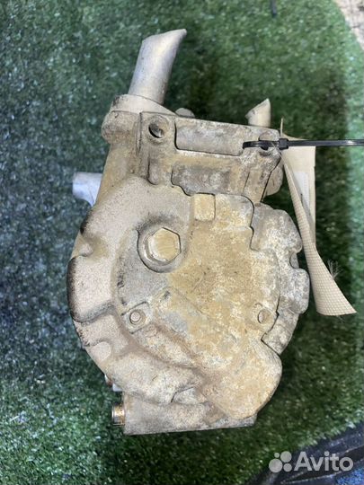 Компрессор кондиционера Ford Focus 6M5H19D629AB