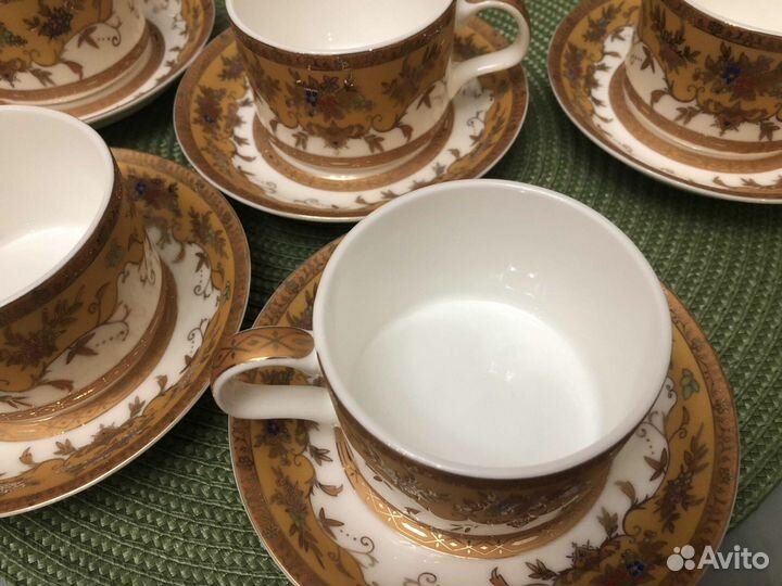 Набор фарфоровых чашек с блюдцами, новый (6 пар)
