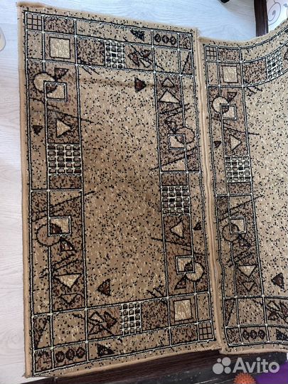 Ковры и паласы (2штуки, сразу )