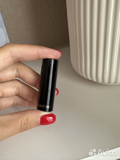 Lancome помада