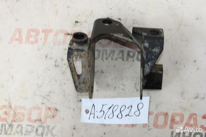 Кронштейн опоры двигателя для Mazda 6 2002-2007г