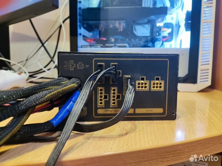 Блок питания cooler master 1000w