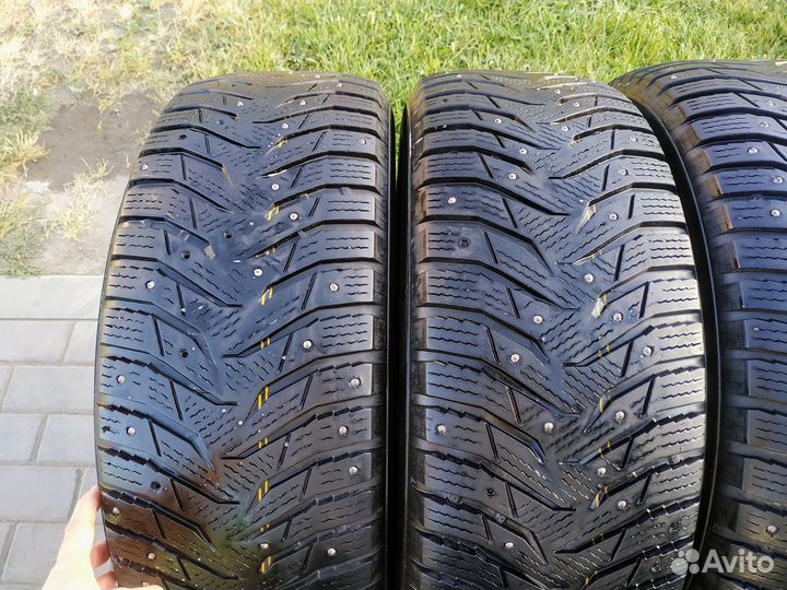 Kumho WinterCraft Ice WI31 235/65 R17 108T