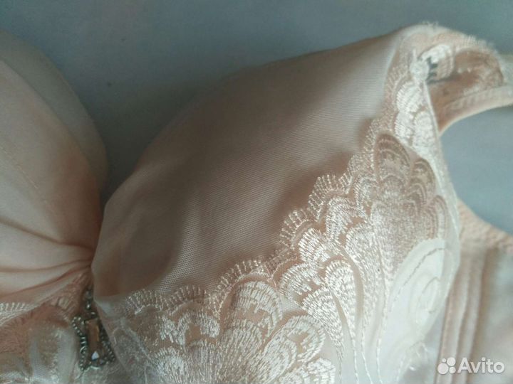 Бюстгальтер новый