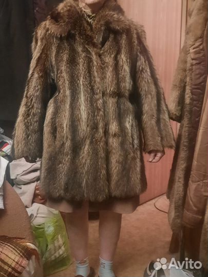 Шуба женская натуральная из енота
