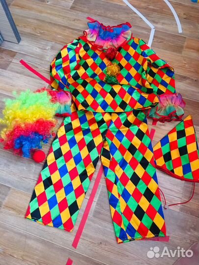 Костюм клоуна/петрушки прокат