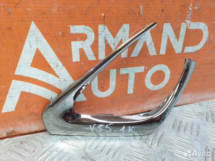 Накладка решетки в бампер передняя левая Toyota