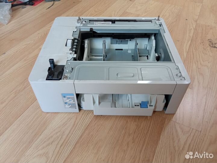 Дополнительный лоток подачи бумаги Canon