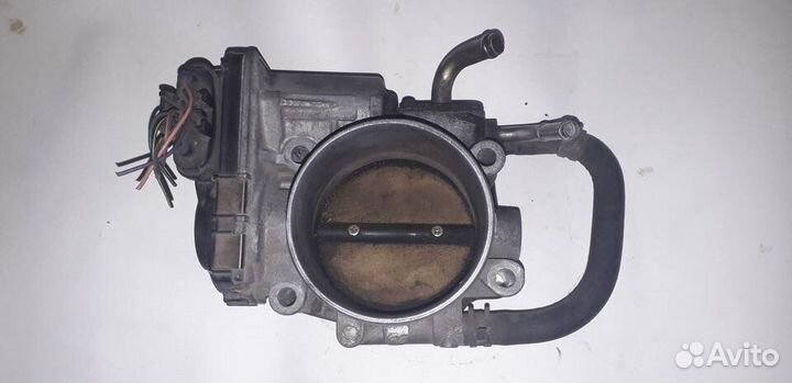 Дроссельная заслонка Toyota Land Cruiser 2uzfe