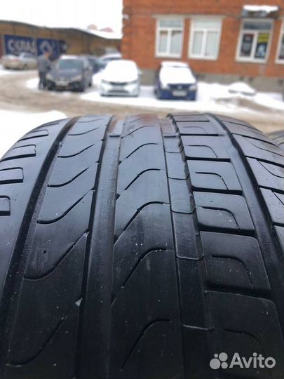 Pirelli Cinturato P7 245/40 R18 93Y