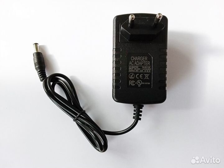 Зарядное устройство робот-пылесоса Medion MD 16192