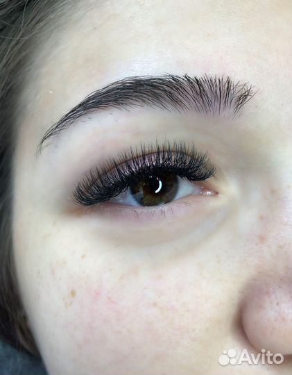 Наращивание ресниц, ногтей от