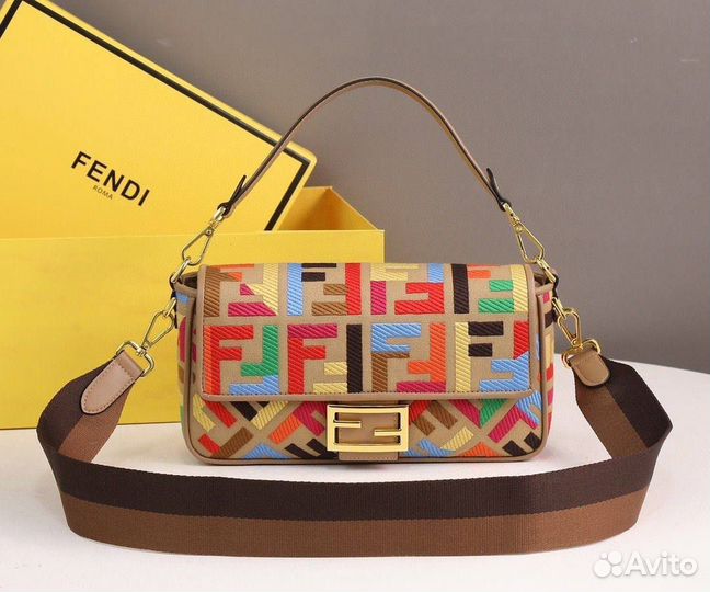 Женская сумка Fendi Bagette