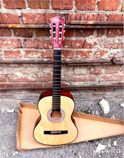 Гитара классическая шестиструнная