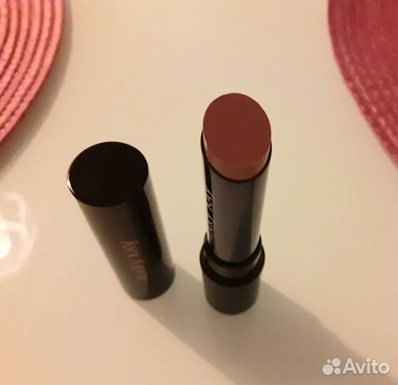 Помада Мери Кей