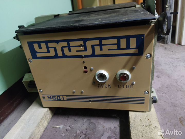 Станок комбинированный деревообрабатывающий