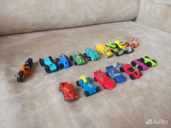 Игрушки из киндер-сюрпризов