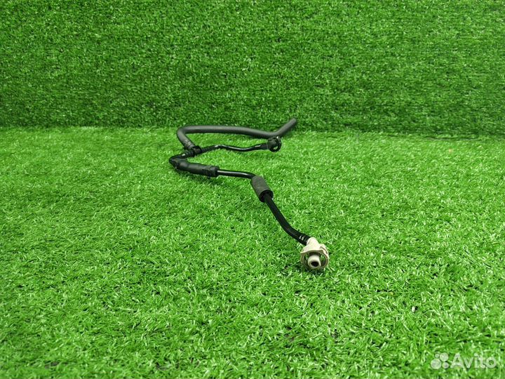 Трубка охлажденя Audi A6 A7 4G0121081EP VAG